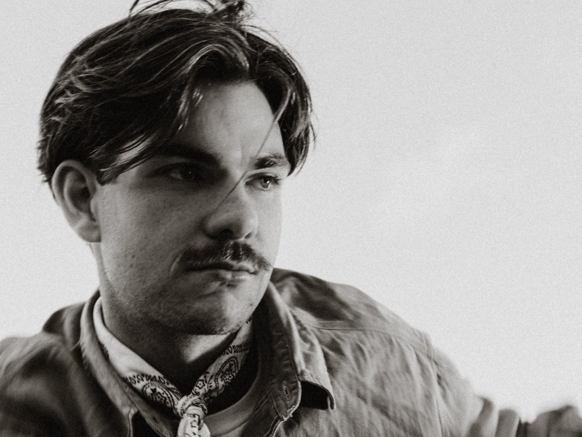 FLYNN GURRY SHARES STIRRING NEW SINGLE + VIDEO ‘BONES’ NEW EP ‘GOLD’ DUE OUT MARCH 13 + ‘GOLD EP TOUR’ STARTS MARCH&nbsp;20